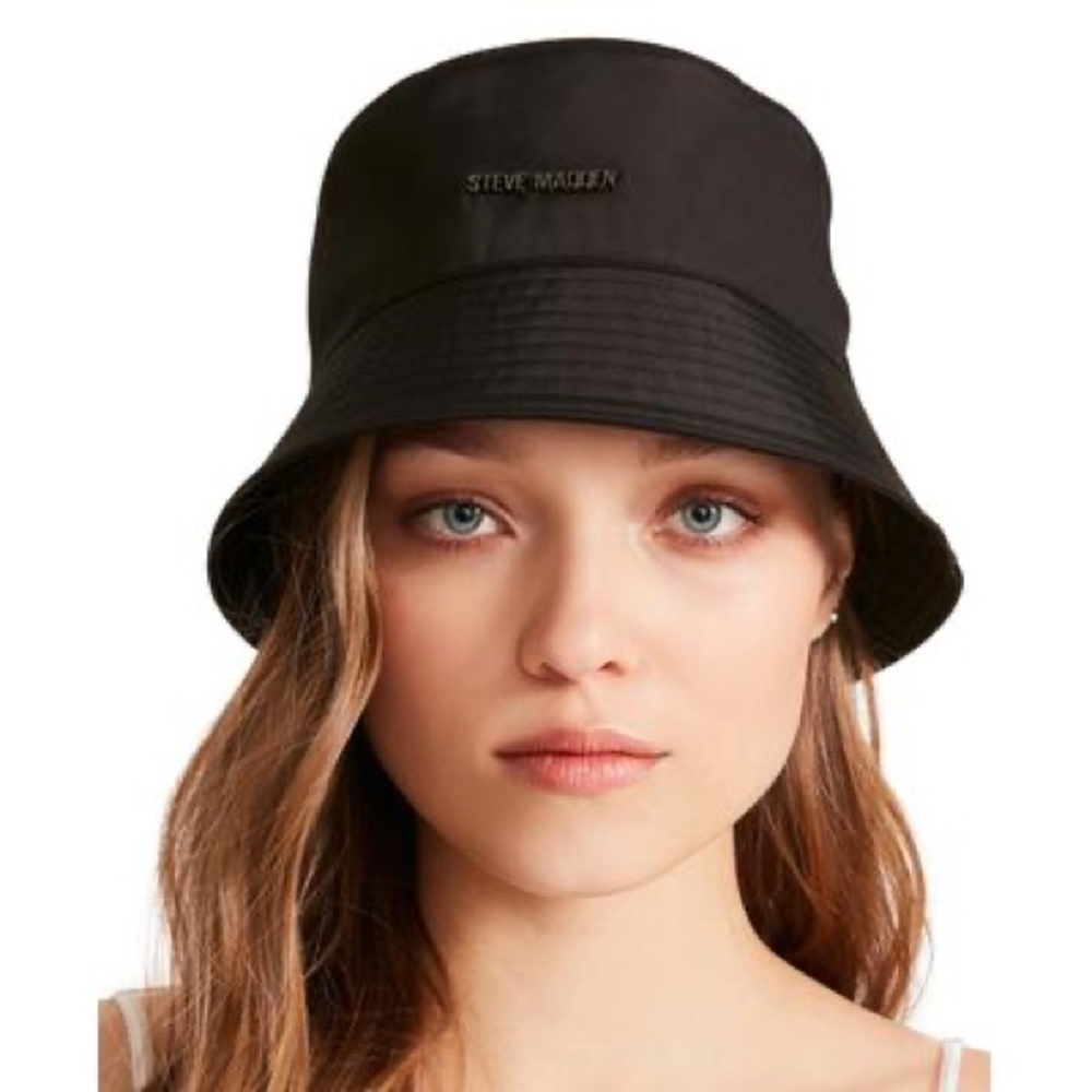 New - Steve Madden Womens Nylon Black Bucket Hat